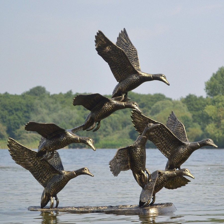 STATUES & SCULPTURES Flight Of Ducks Life-Size Bronze Metal Garden Statue Clearance