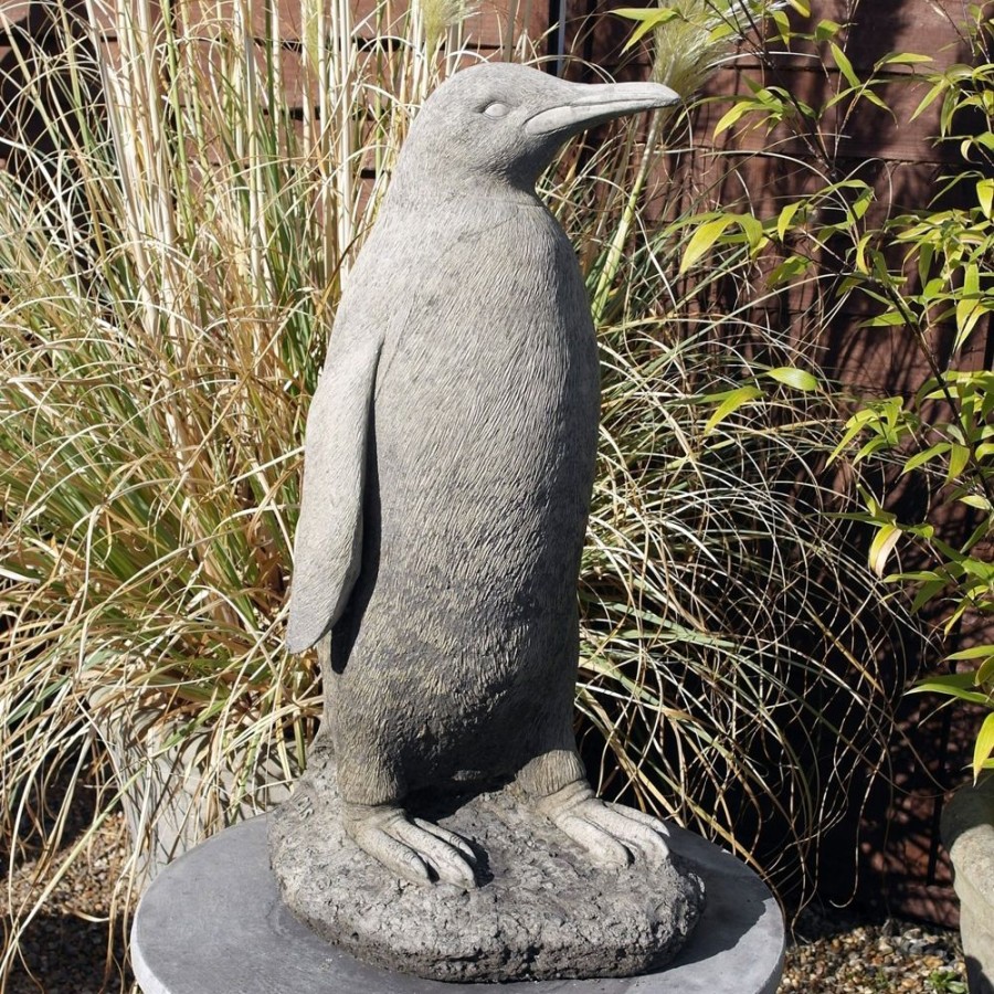 STATUES & SCULPTURES Monty The Penguin Stone Garden Ornament (Cotswold) Hot