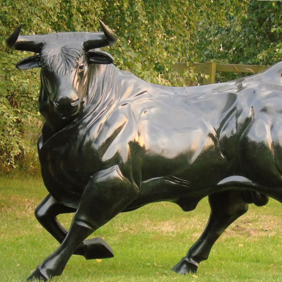 STATUES & SCULPTURES Raging Bull Life-Size Bronze Metal Garden Statue Wholesale