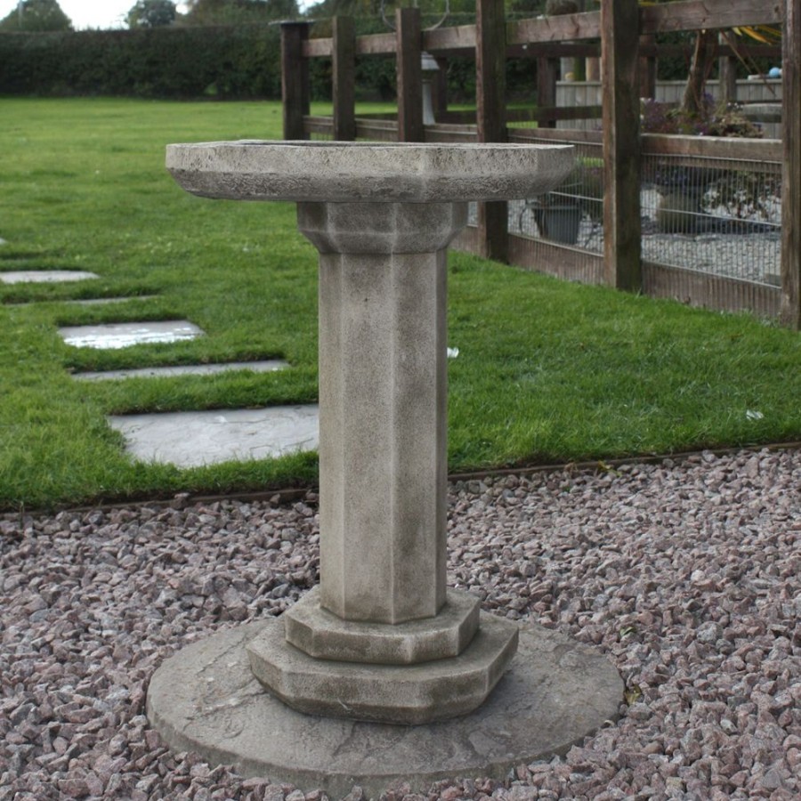 STATUES & SCULPTURES Balmoral Stone Garden Bird Bath Clearance