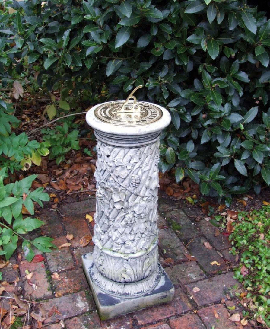 STATUES & SCULPTURES Vine Brass Stone Garden Sun Dial Clearance