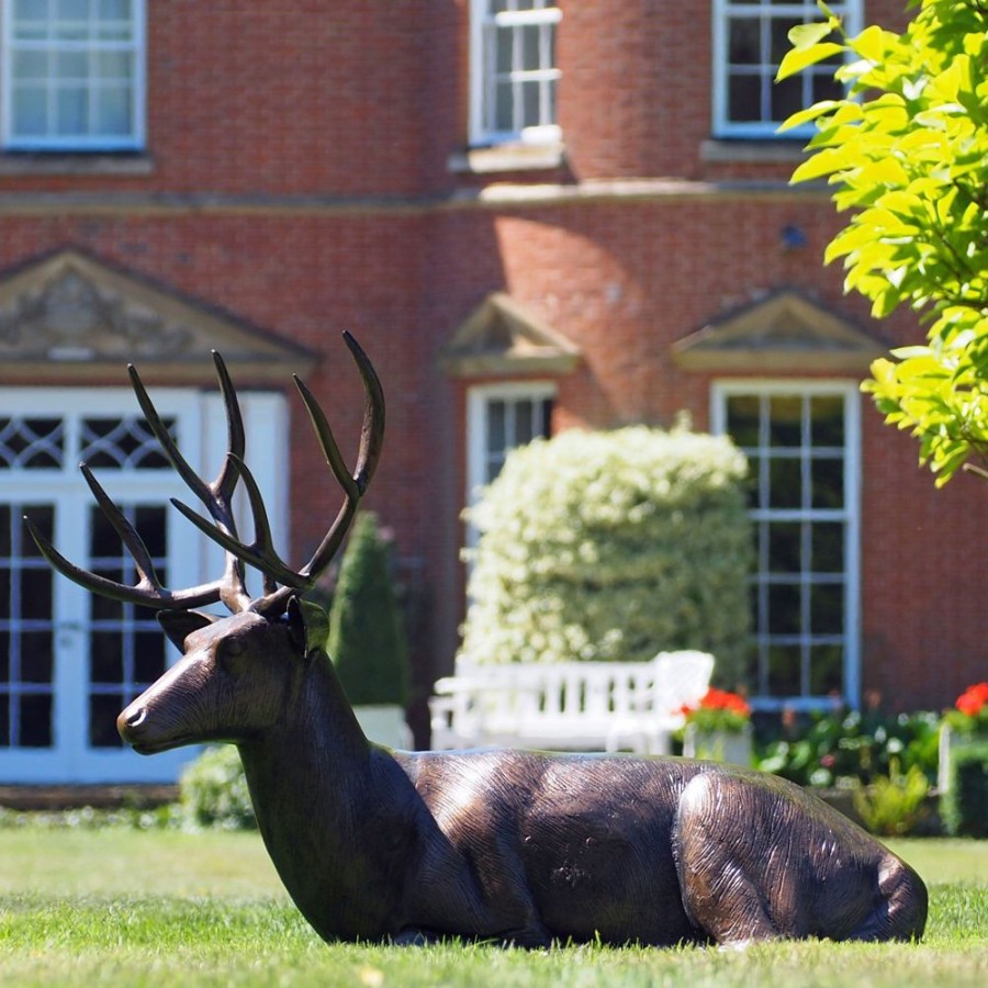 STATUES & SCULPTURES Laying Deer Stag Bronze Metal Garden Statue Best