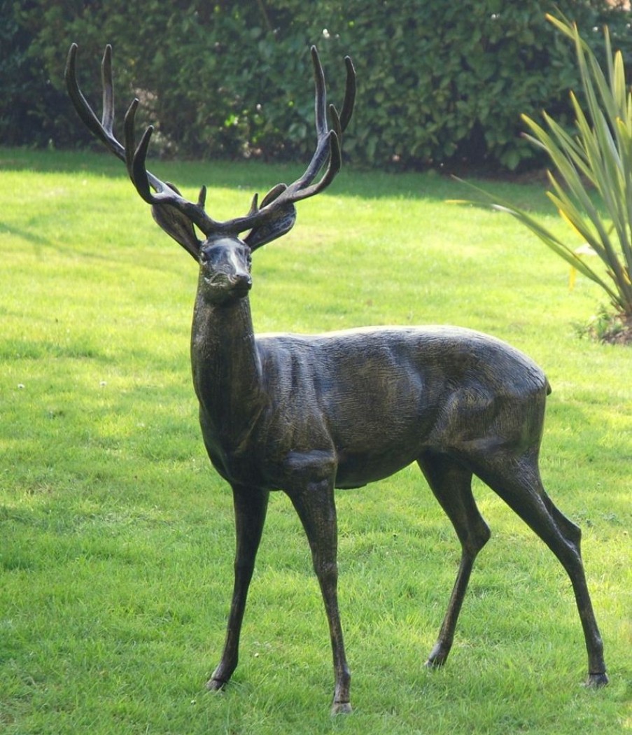 STATUES & SCULPTURES Wild Stag & Doe Life-Size Bronze Garden Statues Best