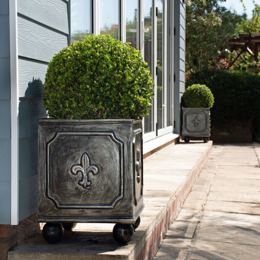 STATUES & SCULPTURES Fleur-De-Lis Metal Garden Planter Clearance